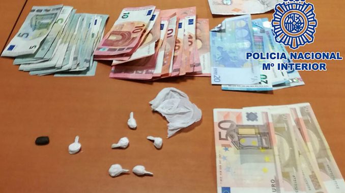 Drogen_Bar_Puerto_Policia_nacional