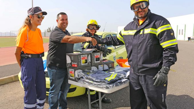 ENTREGA MATERIAL CONTRA INCENDIOS (3)