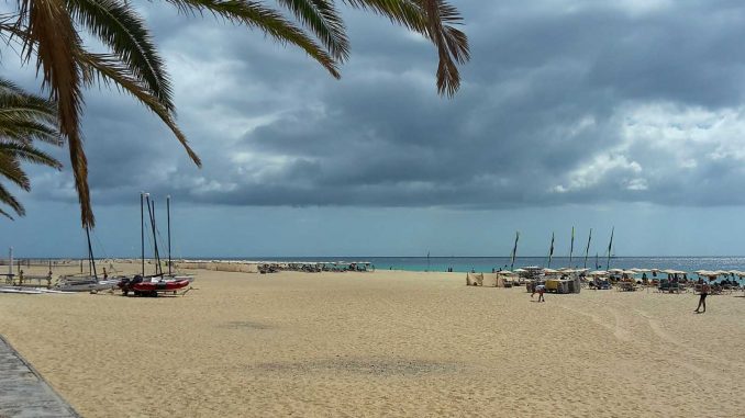 Wolken und Regen auf Fuerteventura