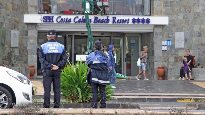Policia Local vor dem Costa Calma Beach w