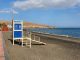 Turm ohne Rettungsschwimmer am Strand von Tarajalejo