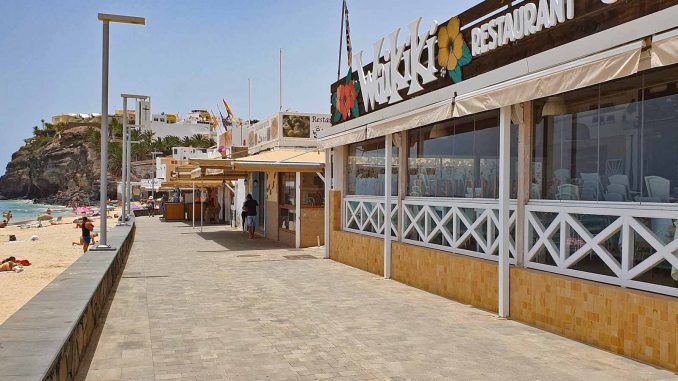 Leere-Promenade-in-Morro-Jable