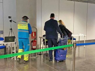 Testpflicht für Reisende aus anderen Regionen Spaniens auf die Kanaren bleibt bestehen 1 Kontrolle Flughafen Einreise