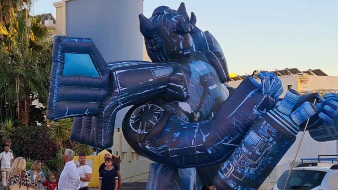 Dreikönigsumzüge im Süden von Fuerteventura- ein Erlebnisbericht 2 Transformers Jandia