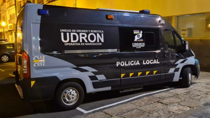 Luftunterstützung für die Gemeindepolizei der Hauptstadt auf Fuerteventura 1 UDron Einsatzfahrzeug Drohne Lanzarote
