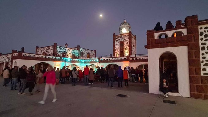 Faro-de-la-Entallada-Vollmond