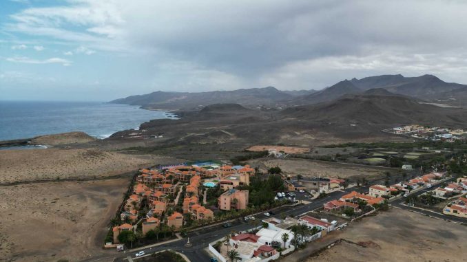 La-Pared-Drone-Wolken-Regen