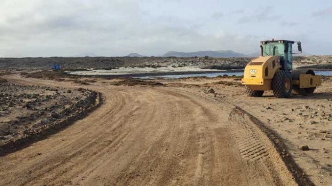 Bagger-Piste-Majanicho-El-Cotillo