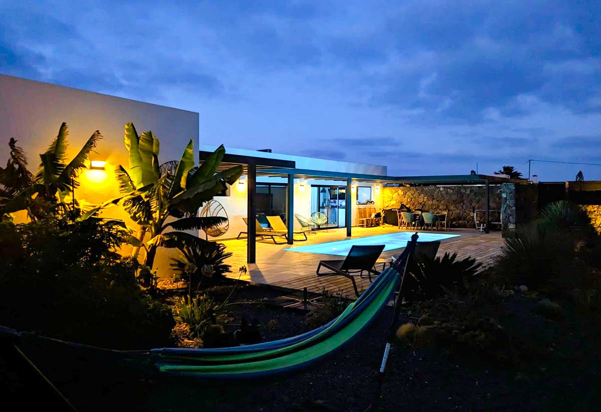 Fuerteventura-Immobilie des Monats: Villa Dexter in Lajares 5 Villa Dexer Lajares Garten Terrasse Pool